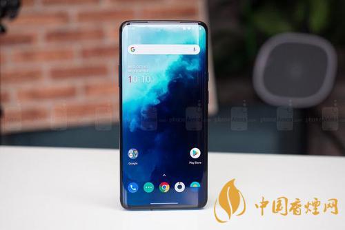 OnePlus8Pro和iPhone11對(duì)比測(cè)評(píng)-哪款更好？