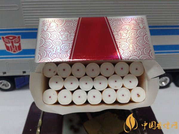 紅金龍香煙價(jià)格表圖 紅金龍(硬曉樓系列)香煙多少錢(qián)一包(7款)