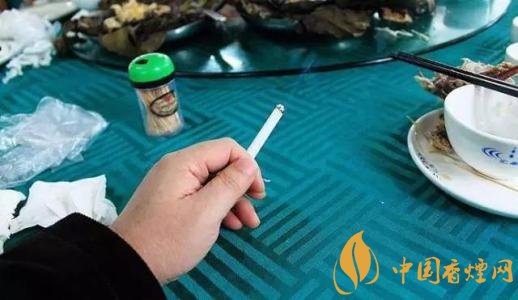 飯后抽煙危害更大嗎，飯后抽煙為什么舒服