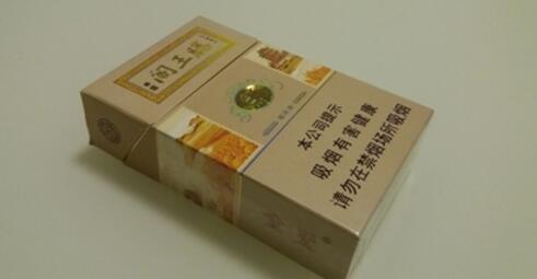 金圣(滕王閣香兩岸)香煙價(jià)格表圖 滕王閣香兩岸多少錢(qián)